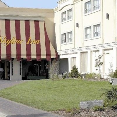 Skyline & Waterpark Hotel Niagara Falls